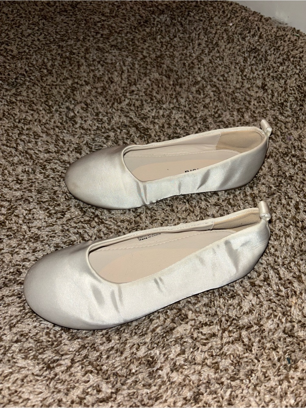 Ladies' Satin Ballet Flats in Ivory